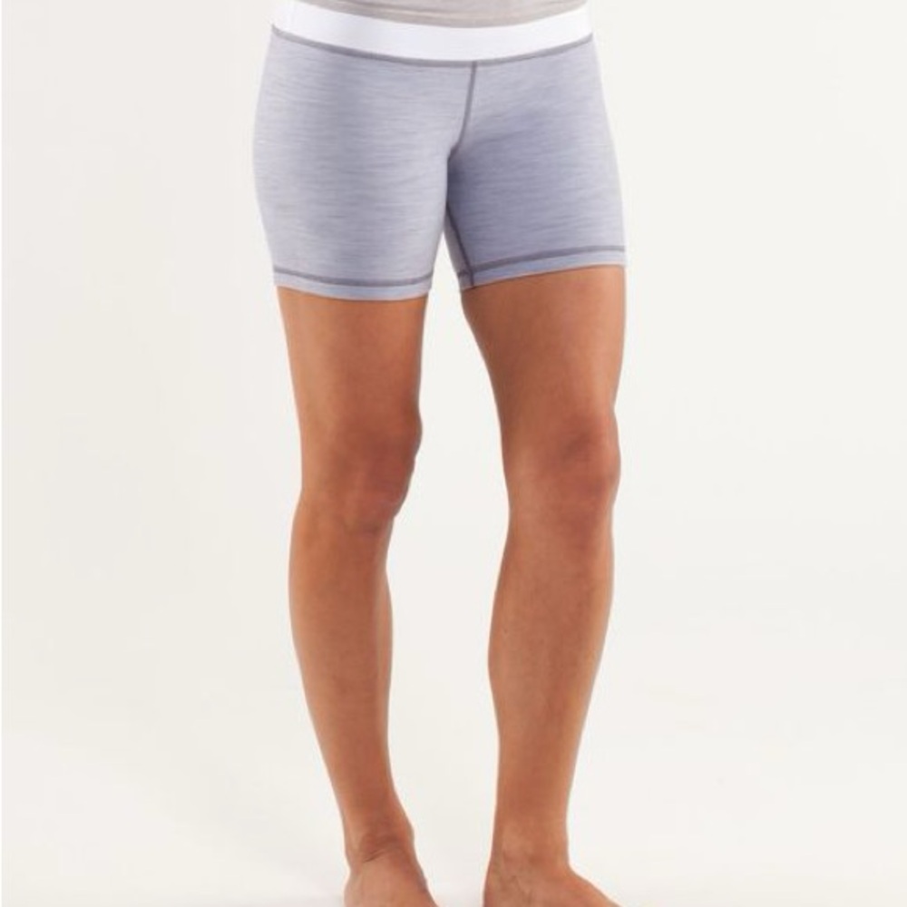 💜 Lululemon Athletica Reverse Groove Short (4)